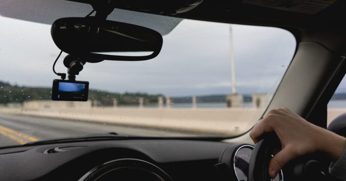 Advantages of installing a car dash cam for safety